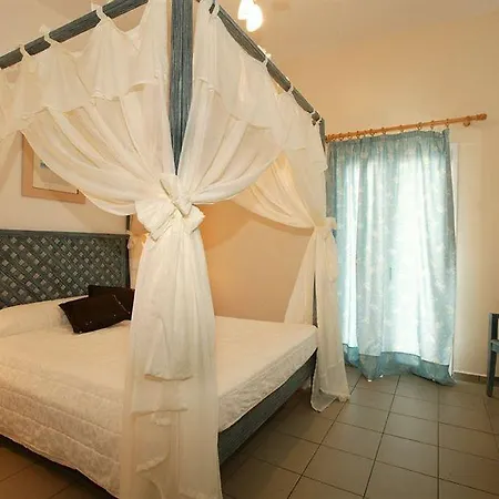Hotel Sofia Santorini 2*